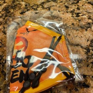 New Children’s Halloween Re-Usable Mask. New in Package